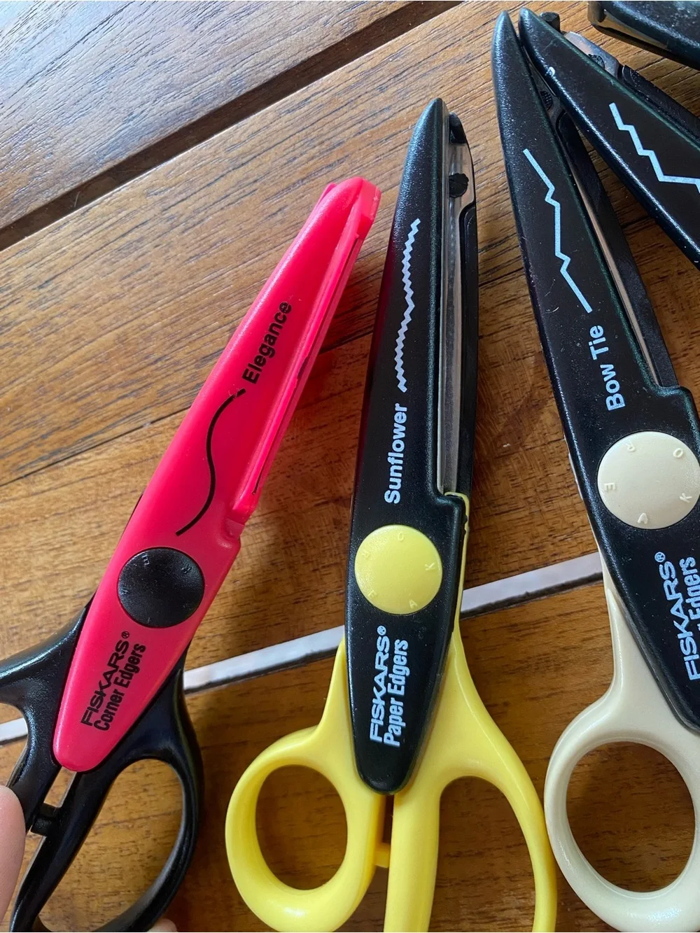 Assorted FISKARS Decorative Edge Scissors - Multi-Color Set
